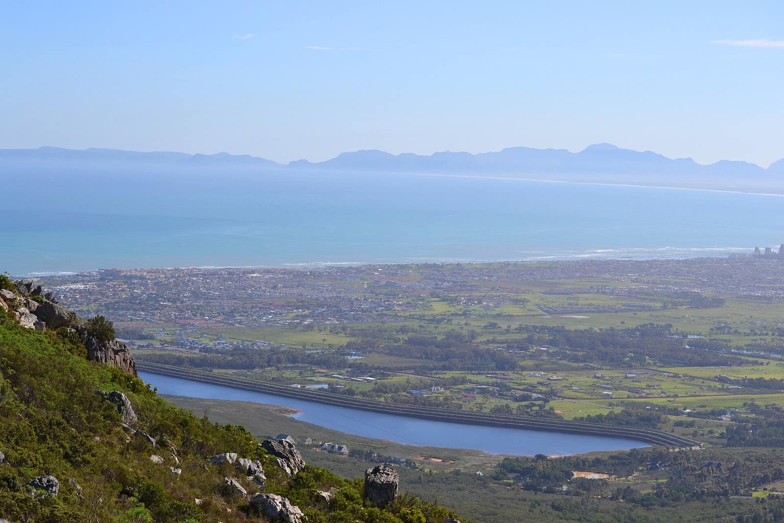 The view from Sir Lowry's Pass over the Helderberg basin towards False Bay