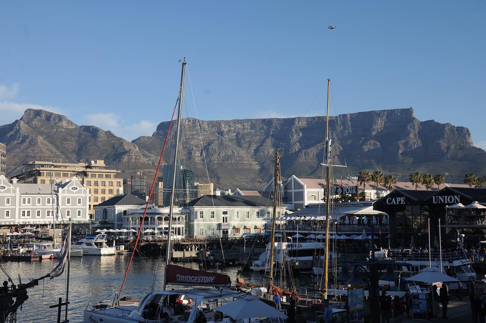 The V&A Waterfront harbour with Table Mountain behind